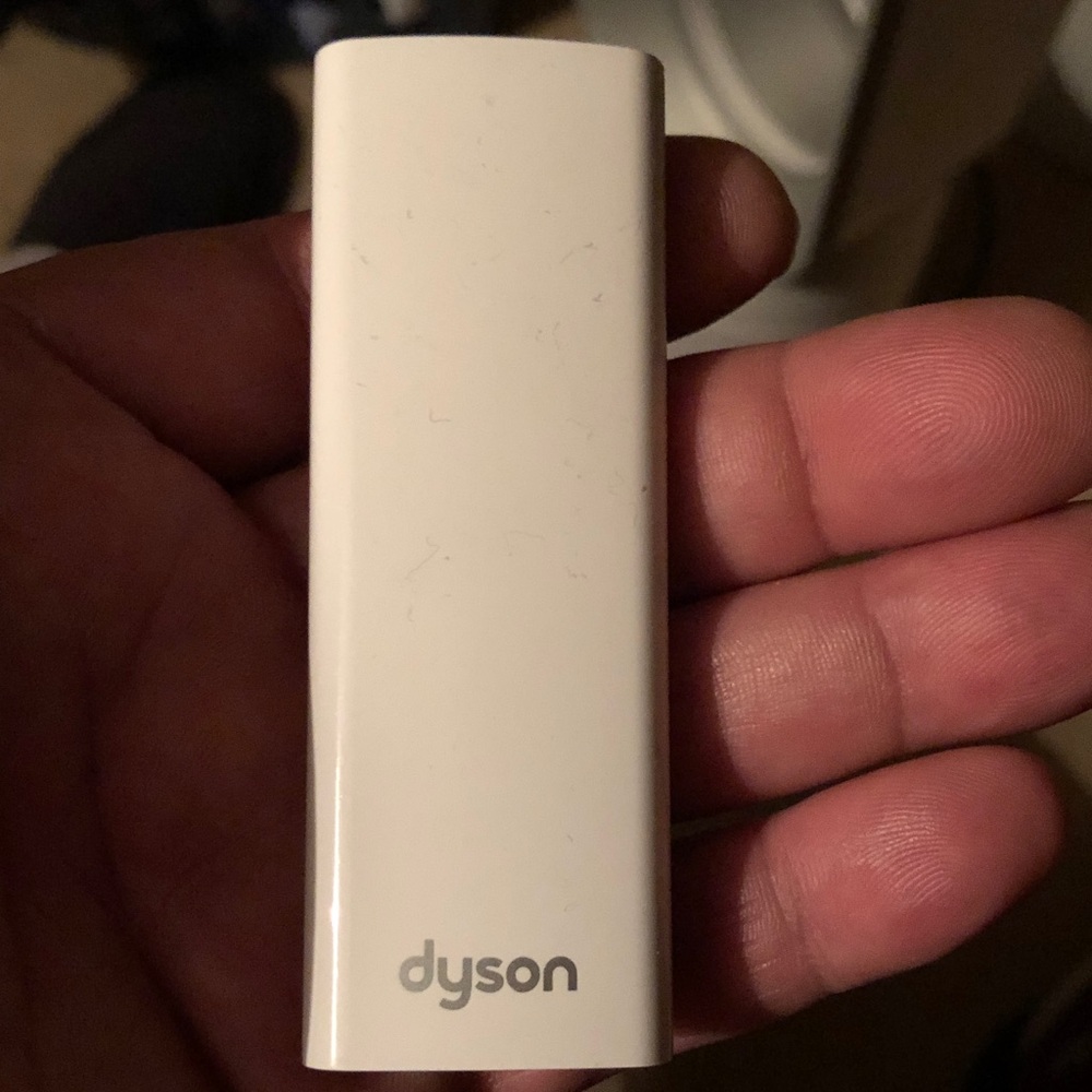 Dyson White Portable Power Adapter